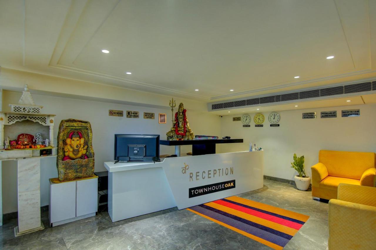 Townhouse Oak Hotel Dev Palace Delhi  Exterior foto